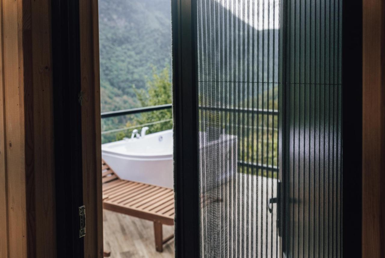 Unique Boutique Hotel Near Batumi Zeda Chkhutuneti Eksteriør bilde