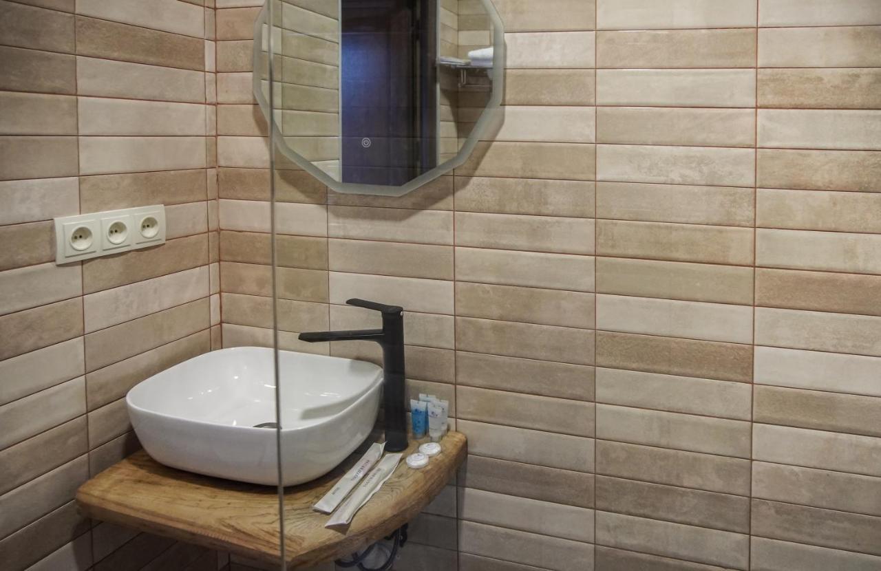 Unique Boutique Hotel Near Batumi Zeda Chkhutuneti Eksteriør bilde