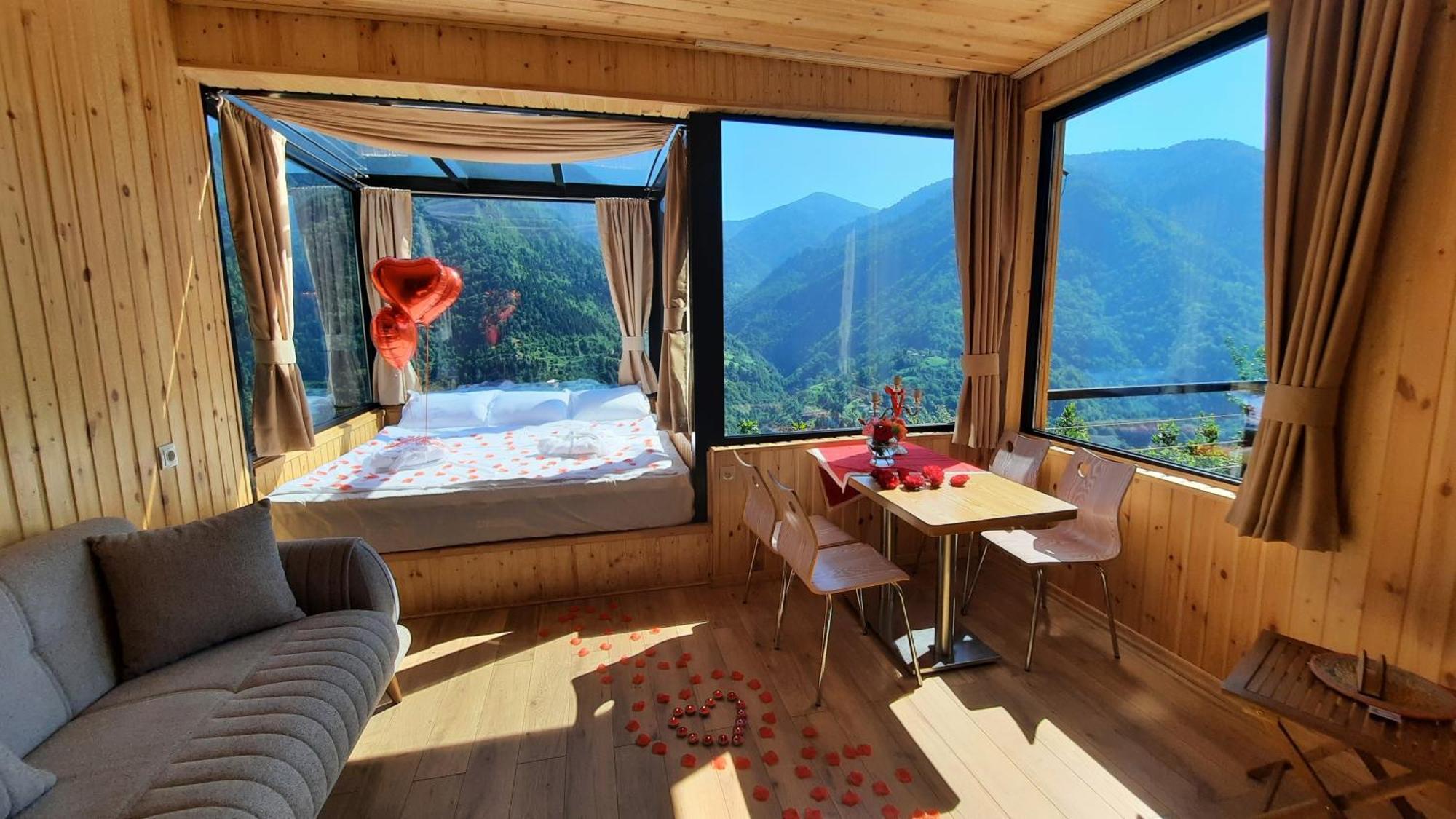 Unique Boutique Hotel Near Batumi Zeda Chkhutuneti Eksteriør bilde